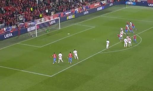 VIDEO Livaković opravdao povjerenje Dalića. Evo kako je spasio 'vatrene' u prvom dijelu