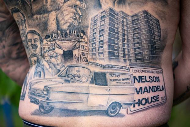 Dad gets full back Only Fools and Horses tattoo in tribute to "timeless" sitcom
