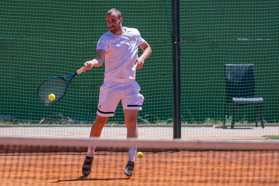 U Novalji je završen teniski  turnir Stars Open Tour