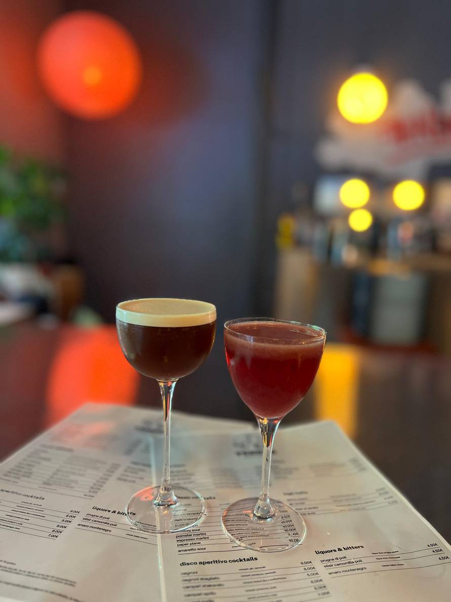 Posjetili smo novo IT koktel mjesto u Zagrebu! Tu radi TV zvijezda. Nudi se i 'pornstar'...