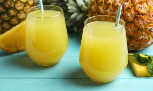 Osvježavajuće i ukusno: Recept za ledeni čaj ananas-mango