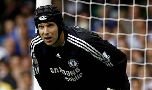 Petr Čech ozljeđen, Hilario jedini golman Chelsea