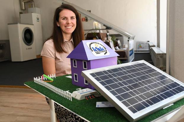 Križevci: Solarni paneli na krovu kuće