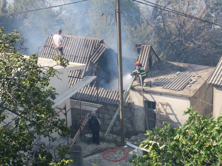 Našli mrtvog muškarca: "Sve će izgorjeti, nema dosta ljudi!"