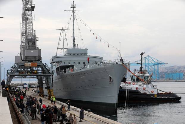 Rijeka: Brod Galeb dotegljen je u rije?ku luku