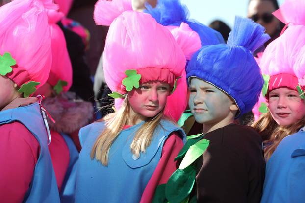 Rijeka: Tisuće maškara na Dječjem karnevalu.