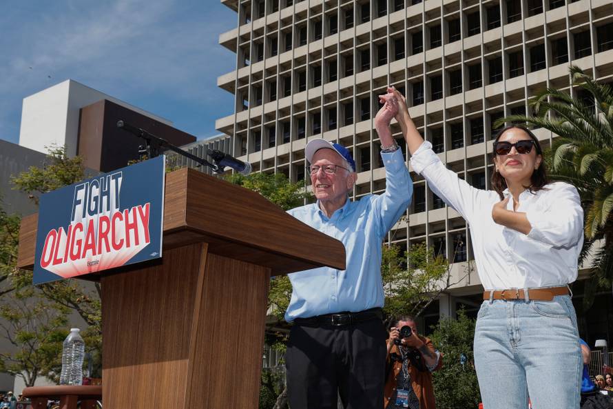 U.S. Sen. Sanders and U.S. Rep. Ocasio-Cortez hold a rally in Los Angeles