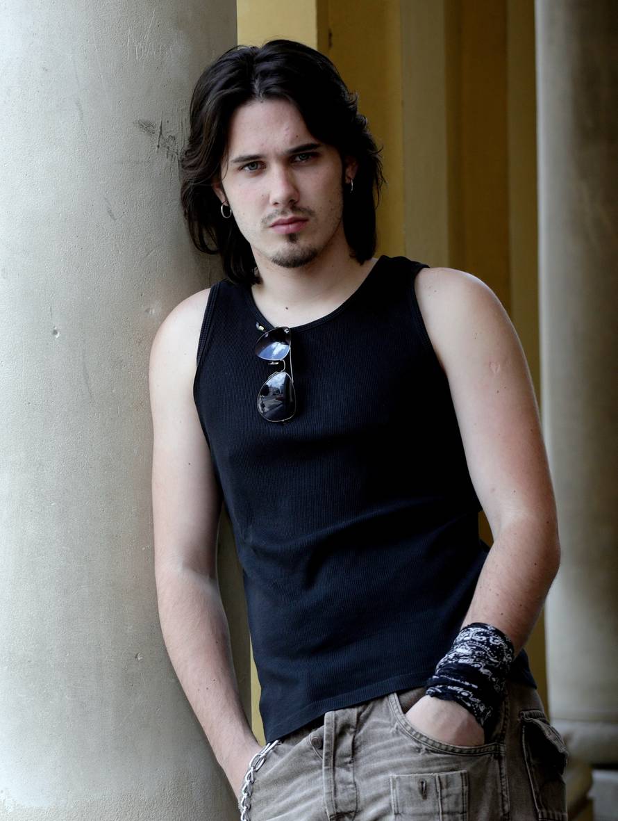 'Razvalio' Vanninu pjesmu: Svi pričaju o nastupu Dine Jelusića