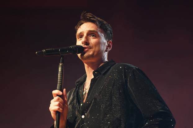 Zagreb: Adi Sose održao koncert u rasprodanoj dvorani Lisinski