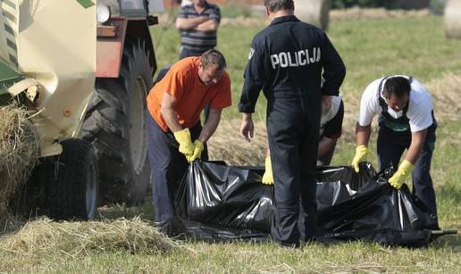 Županjca uvukla preša za sijeno i zgnječila mu glavu