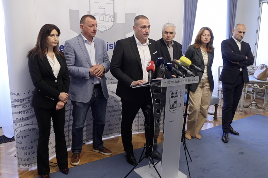 Osijek: Izjave za medije nakon održanog sastanka Nacionalnog kriznog stožera za kontrolu i suzbijanje afričke svinjske kuge