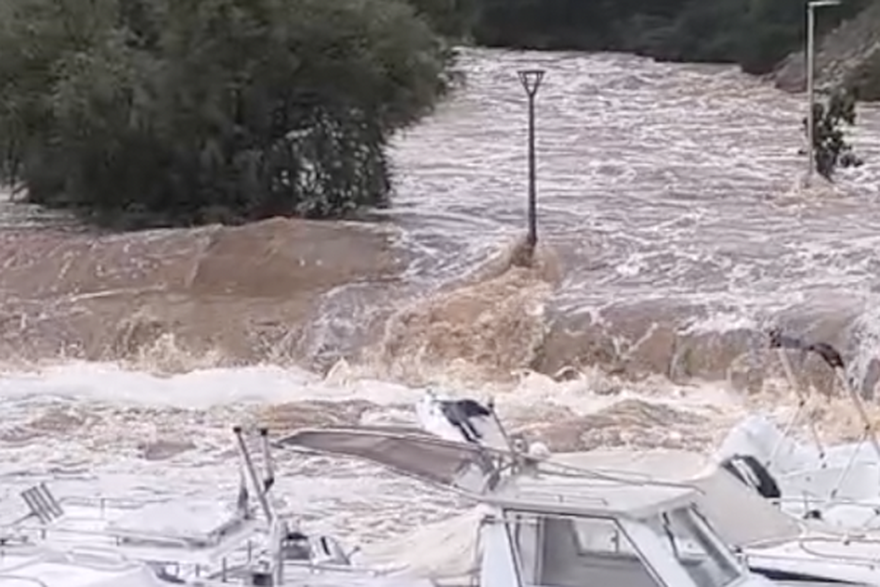 Velike količine padalina u Vodicama