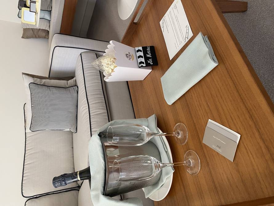 Ema iz Čakovca zablistala na crvenom tepihu u Veneciji, tamo je stigla na poziv Toma Forda...