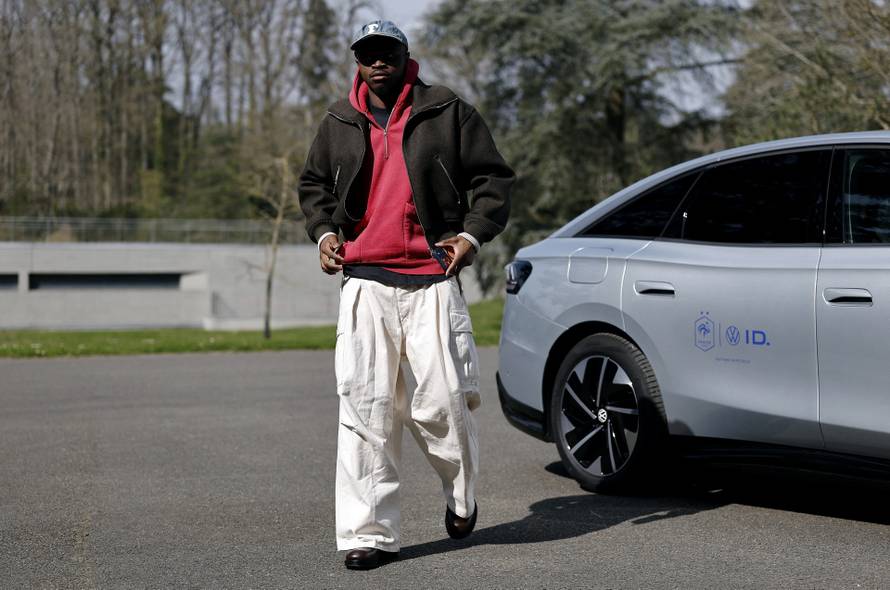 International Friendly - France Training