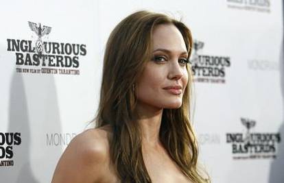 Angelina Jolie ovisna je o tabletama za mršavljenje?