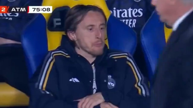VIDEO Modrić htio pljunuti pa ugledao Ancelottija. Njegova reakcija nasmijala je sve...