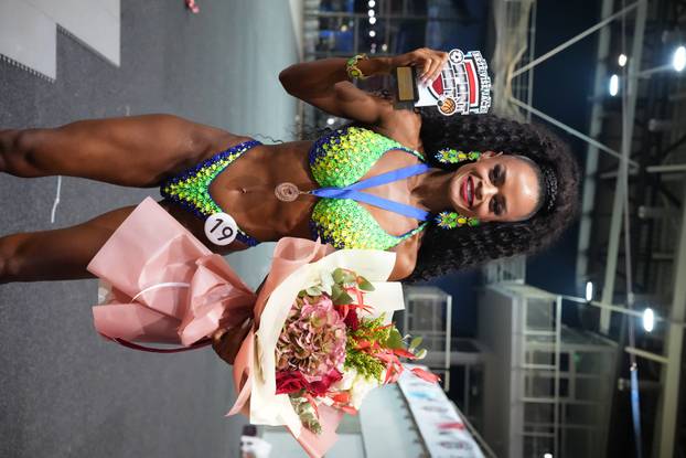 FOTO Cro Brazilka prošetala u bikiniju i postala fitness kraljica