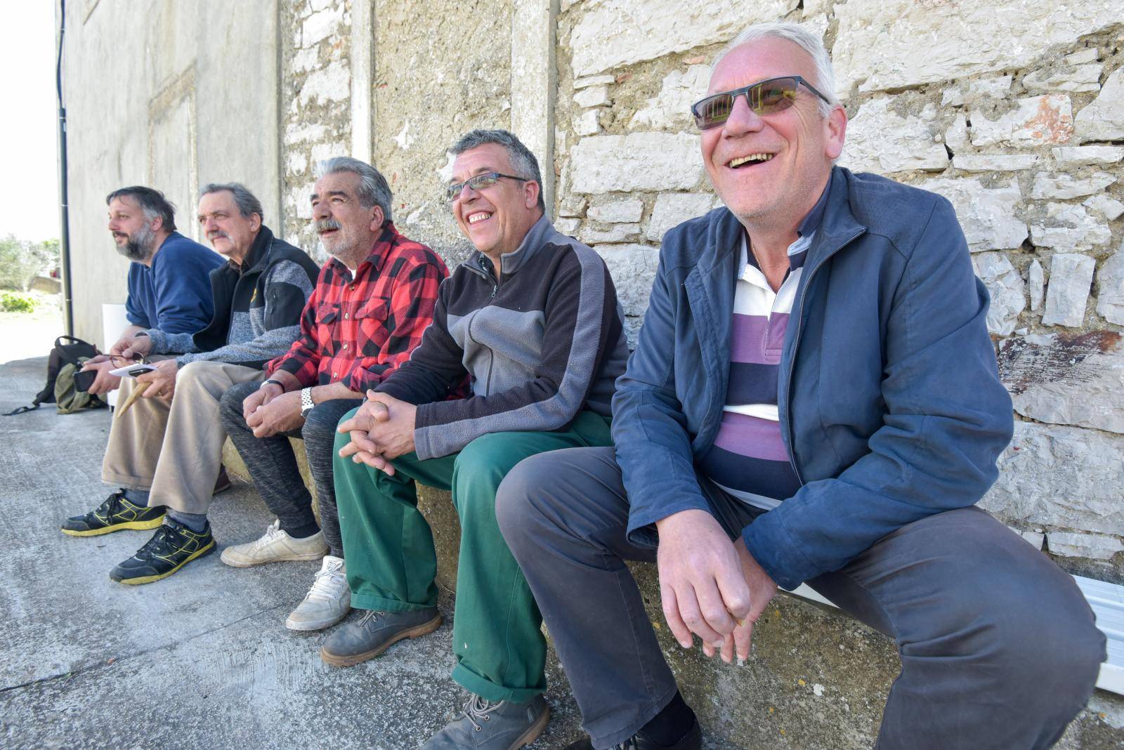 'Na naš otok žele doći  iz Irske. Neka dođu, treba nam dućan!'