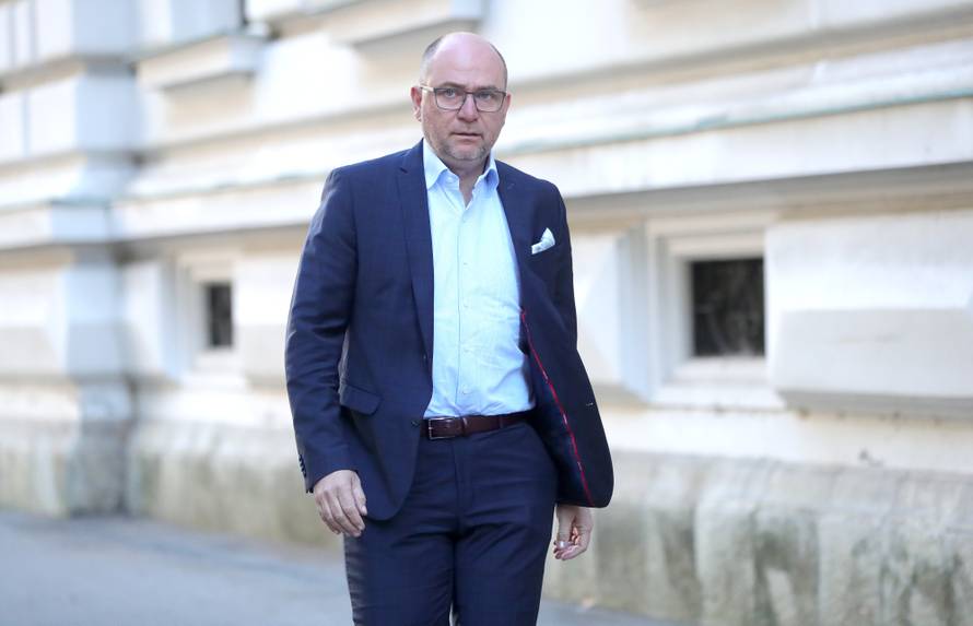 Ostavio dug: Bandić je izbacio Brkića iz još jednog lokala