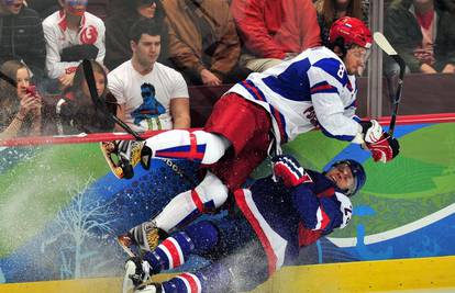 Slovačka pobijedila Rusiju, a Kanađani dobili na penale