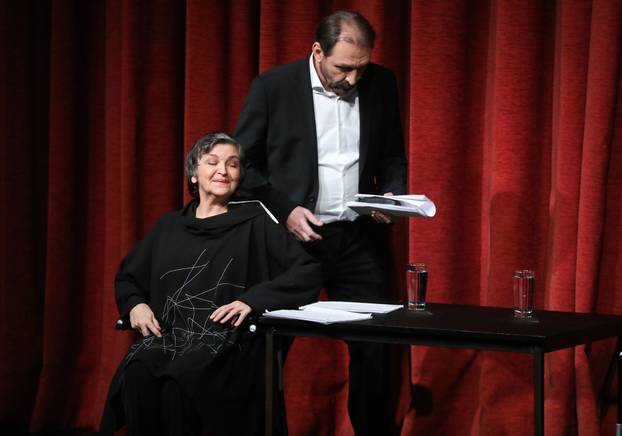 Zagreb: Premijera zajedni&ccaron;ke predstave bivših supru&zcaron;nika Slavice Kne&zcaron;evi&cacute; i Marka Torjanca