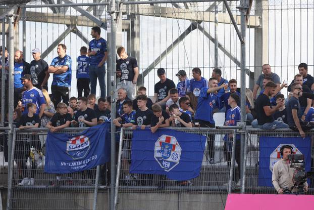 Rijeka: Navijači na utakmici finala SuperSport Hrvatskog nogometnog kupa, HNK Rijeka - NK Slaven Belupo