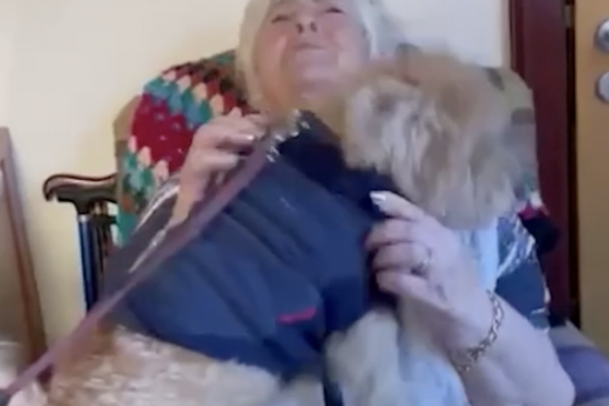Najslađi susret: Diana (82) se u staračkom domu susrela s psom kojeg je morala dati na udomljavanje