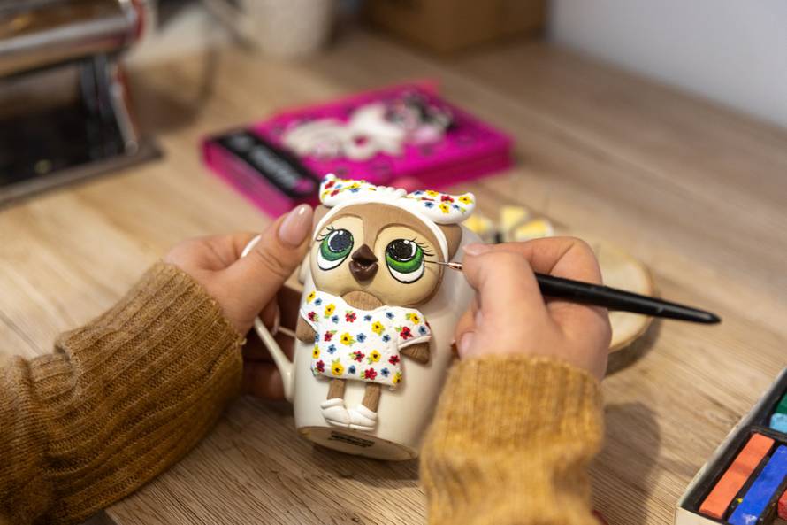 Osijek: Mlada kreativka izrađuje unikatne personalizirane poklone od pečene gline