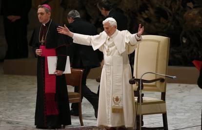 Mjesto u srcu: Papa se molio Gospi iz Međugorja u tajnosti