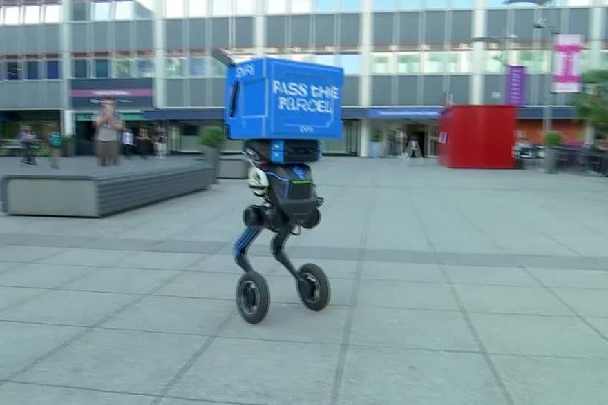 Dvono&zcaron;ni robot za dostavu testiran na ulicama Engleske