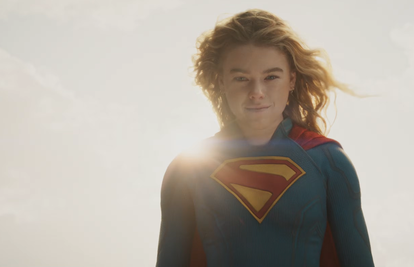 Prvi trailer za film Supergirl otkriva kaotičnu superjunakinju