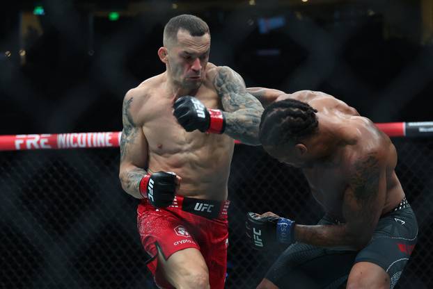 MMA: UFC 332