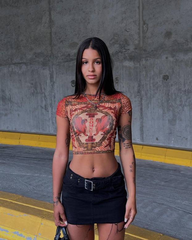 FOTO Atraktivna djevojka Paris SG-ove zvijezde voli tetovaže i fotke u provokativnom izdanju