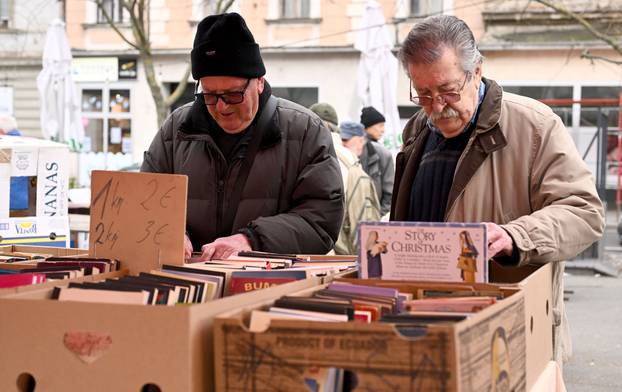 Zagreb: Sajam antikviteta na Britancu
