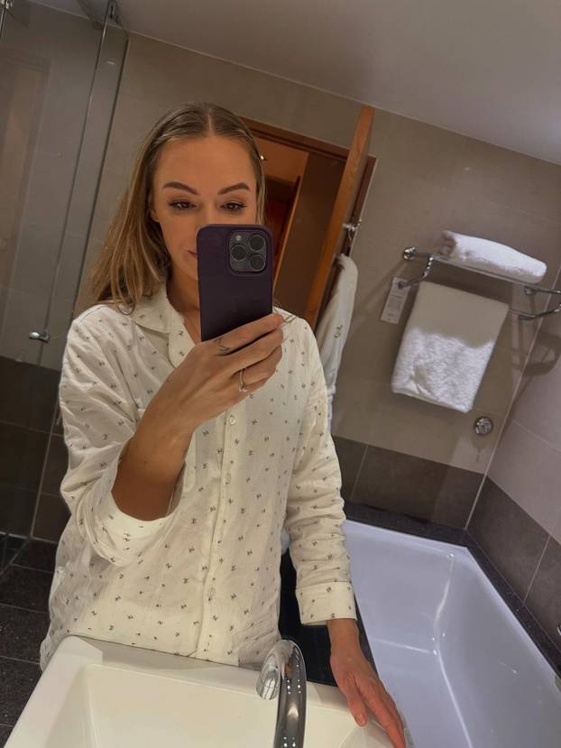 FOTO Engleska Valentina Miletić postala je doktorica i slomila se