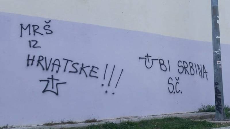 UŽIVO Torcida najavila prosvjed na Rivi, u Splitu odvratni grafiti protiv Srba. Stigao i Božinović