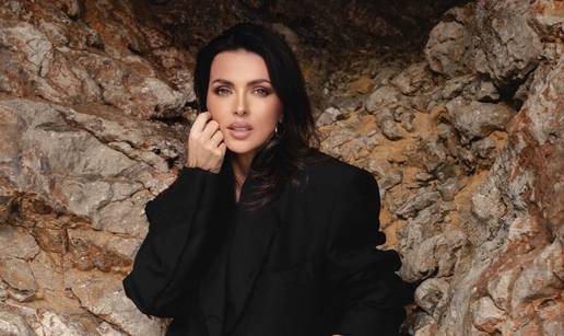 Sunčica Badrić za 24sata: 'Bilo bi divno snimiti duet s mojom Ninom! Obitelji je baš drago...'