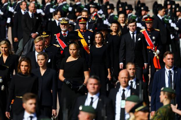 Norway lays King Harald to rest