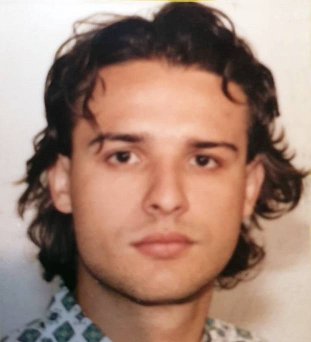 FOTO Možete li prepoznate naše političare po starim fotkama? Malo tko ih može sve pogoditi...