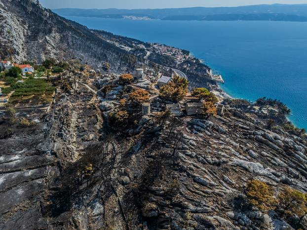 Omiš Borak:  Posljedice požara u mjestu Borak iznad Omiša