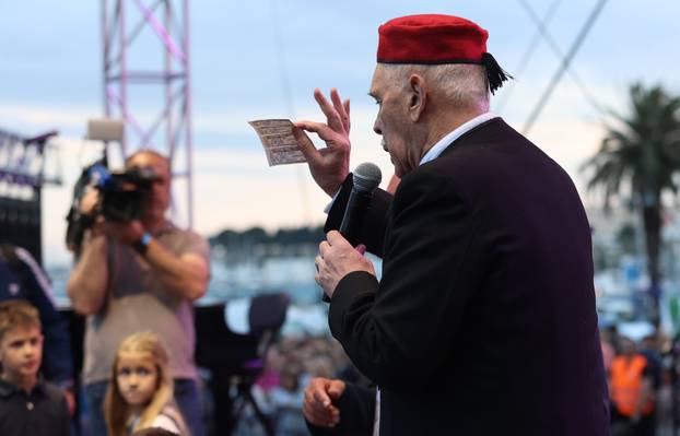 Split: Održavanje tradicionalne tombole na rivi