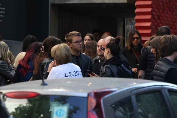 U Srbiji se danas obilježavaju tri godine od masovnog ubojstva u Osnovnoj školi ‘Vladislav Ribnikar’ u Beogradu