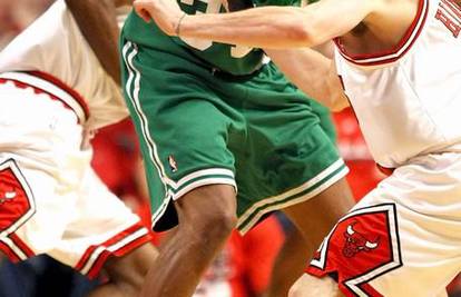 NBA: Celticsi svladali Heat i poveli 3-0 u 'play-offu'...
