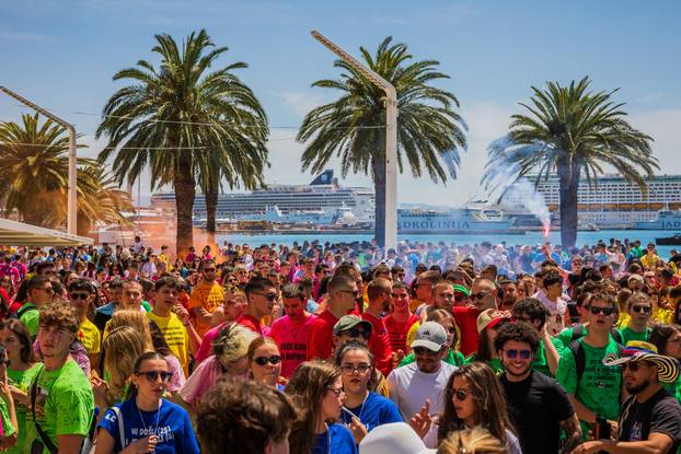 Split: Grad Split i gradonačelnik Šuta organizirali po prvi put okupljanje maturanata na Rivi
