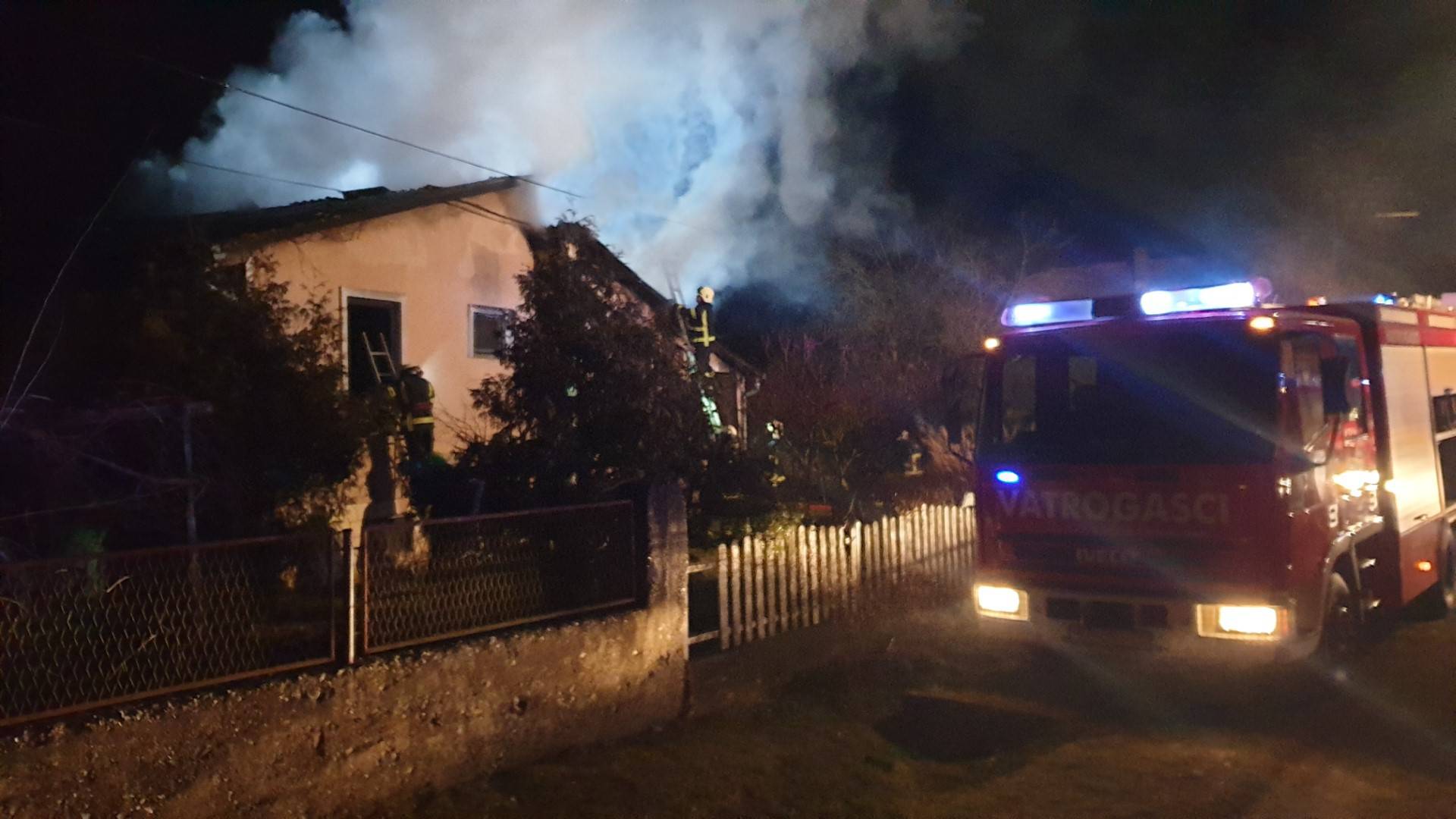 Zapalio vlastitu kuću: 'I sestra je od straha pobjegla od njega'