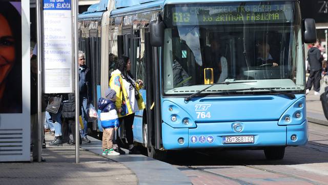 Zagreb: Zbog početka radova na modernizaciji ispravljačke stanice gradom umjesto tramvaja voze autobusi