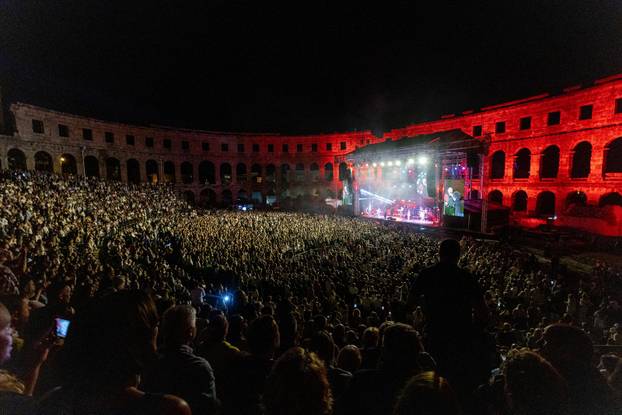 Koncert Tonija Cetinskog u pulskoj Areni