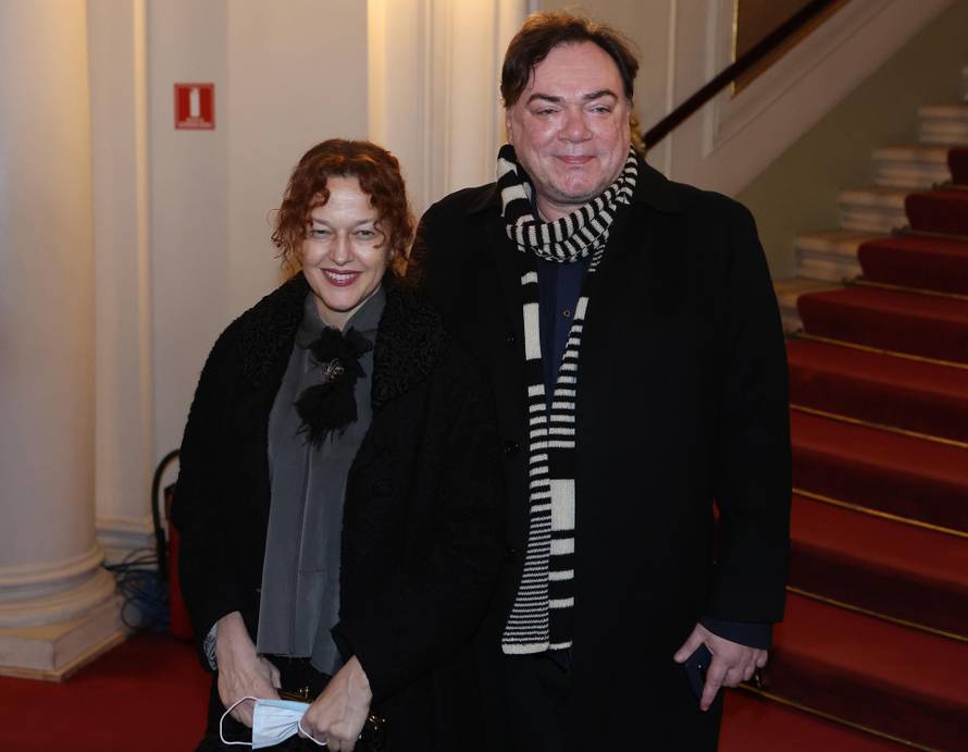 Premijera predstave 'Genijalna prijateljica' okupila poznata lica