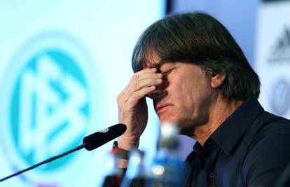 Šok za "elf"! Joachim Löw se udario utegom, oštetio arteriju