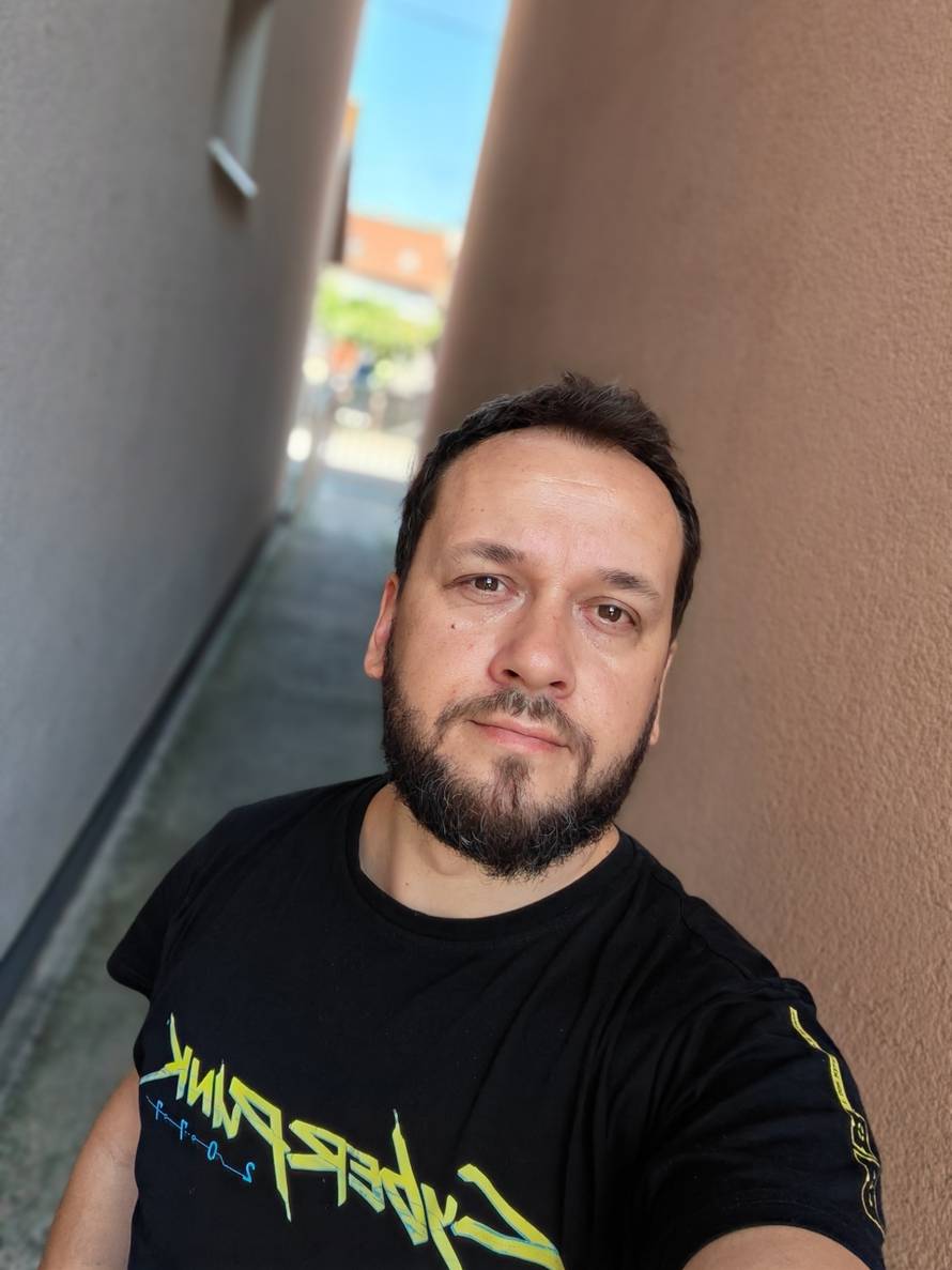 Isprobali smo Honor Magic V5: Nevjerojatno tanak i moćan